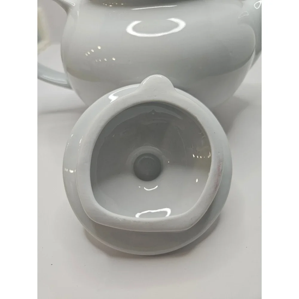 World Market‎ White Ceramic Teapot with Lid Microwave Dishwasher Safe